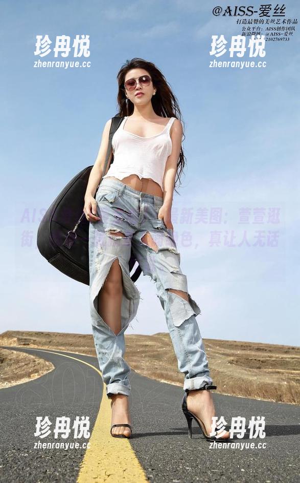 AISS爱丝(黄金版) - 最新美图：萱萱逛街，随便一张就是人间绝色，真让人无话可说。