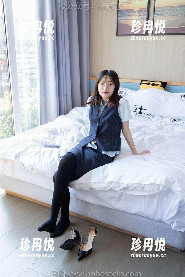BoBoSocks袜啵啵 - 记得那串白丝小腿袜的故事吗？小淳的套图带你回味无穷。