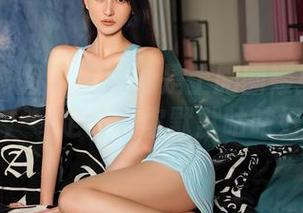 Feilin嗲囡囡 – 这就是土肥圆矮挫穷的女神美图，一定会让你默默咕哝好漂亮！