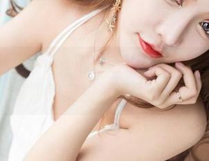 GIRLT果团网 – 不是普通的棉袜，这是裴希西的美图资源大作战！