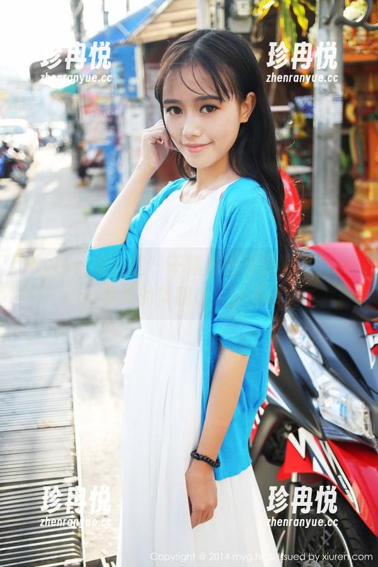 MyGirl美媛馆-Carina梦绮 MyGirl美媛馆 - 干脆亮出原图吧:Carina梦绮的美腿让人目不转睛
