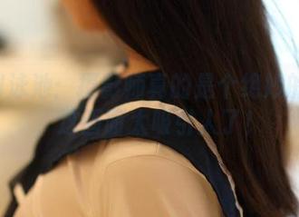 ROSI泳池：摄影师真的是个绝妙的奇才，这画面太吸引人了！