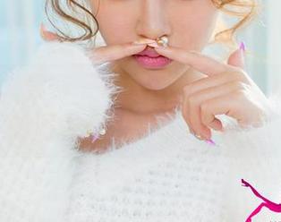 UGirls尤果网 – 私房摄影？王幼贞让女孩的倔强看上去有些迷离！
