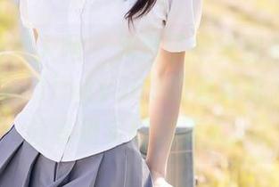 Xiuren秀人网 – 纠结了半天到底算不算宗教作品，lingyu69的修女系列作品集分享确实蛇蝎美人。