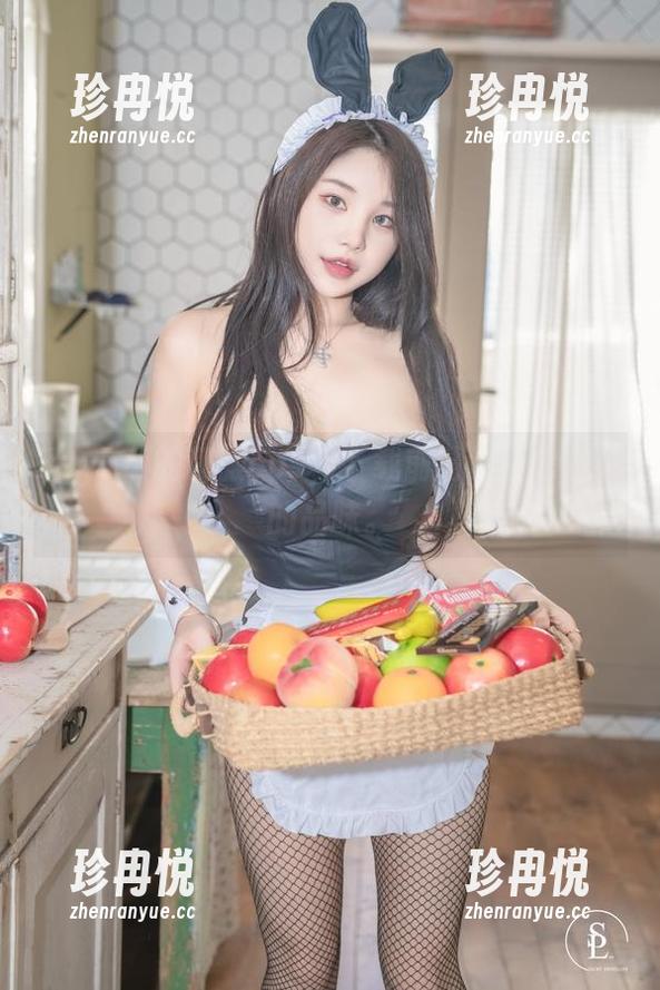 Zzyuri的和服cos，下载前请认真考虑你的品味。