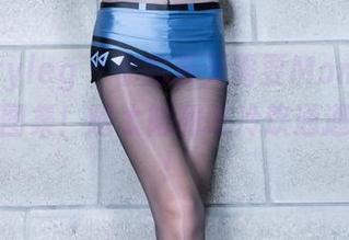 beautyleg – 你的夏天需要Momo的全套泳衣图集！晒太阳和吃冷饮通通不轻松！