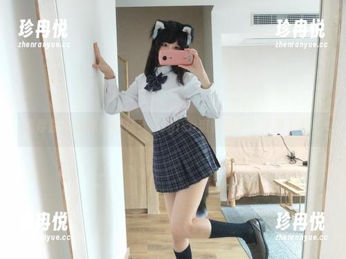 nagisa魔物喵 找寻最适合你的网袜?nagisa魔物喵毕业写真下载!