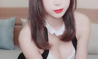 w黑米粥w的泳池合集，不知道泳池里有没有w黑米粥w的身影呢？