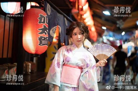 一千只猫薄禾的厨娘写真更新，是厨房还是秀场？