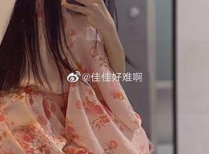 生动的浴室，静谧又美丽，佳佳好难啊的美图让我想起了什么…
