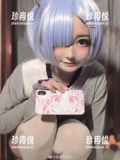佳佳酱ovo的时刻：蓝色吊带体操服，这精选图片“粉”到不行