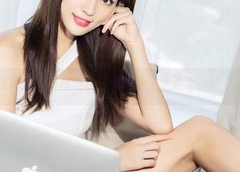 克拉女神 – 盈盈校园微摄影：走两步，停下来