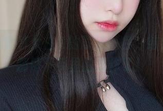 和朋友分享女主K的蒂法图包，结果大家都停下手里的工作了！