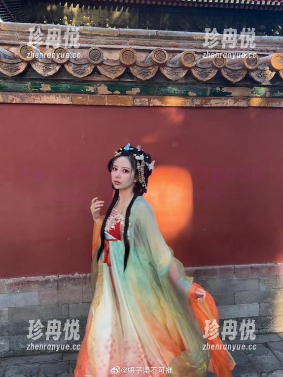 妍子坚不可摧 吉他妹妹横空出世:妍子坚不可摧的最新作品集,光影中藏着的小巧思。
