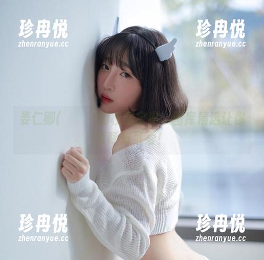 姜仁卿(강인경)的校服宝典：图库精选让你直呼好可爱！