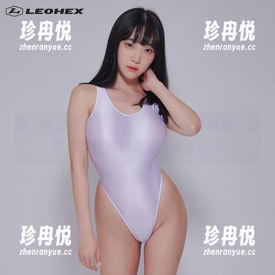 哦，话说姜仁卿(강인경)的私拍体操服，原图里的线条好像很会说话呢？
