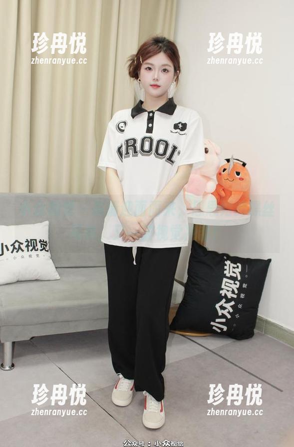 小众视觉-思思姐 小众视觉 - 高清迎面而来,思思姐的黑丝写真,又一波视觉冲击!