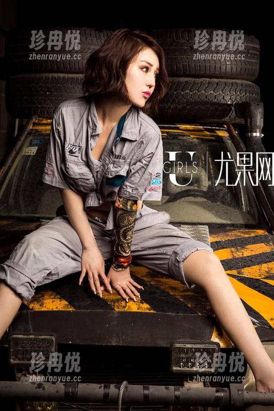 尤果网-孟狐狸 尤果网 - 穿上礼服,孟狐狸又开始搞事情了哈哈!