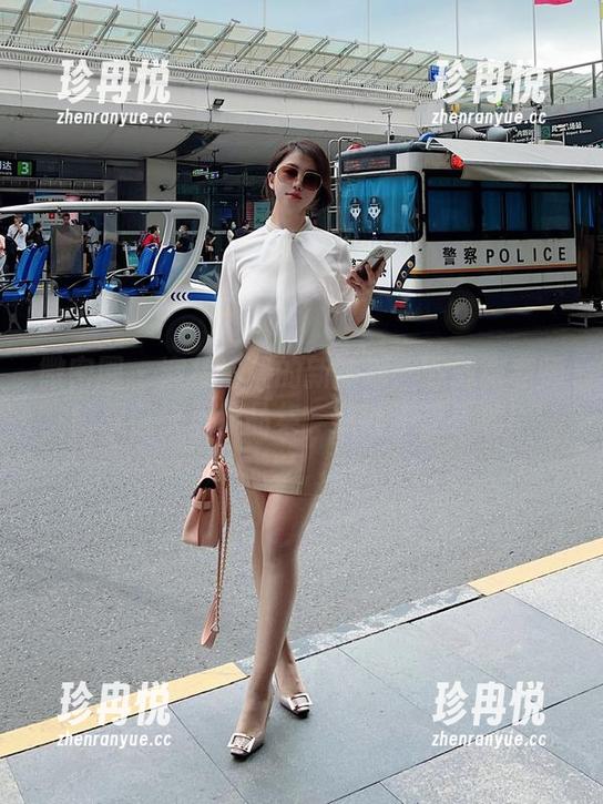 微密圈 - 迎接清晨的新计划：下载张老师的双倍快乐作品集，从此不乏乐趣！