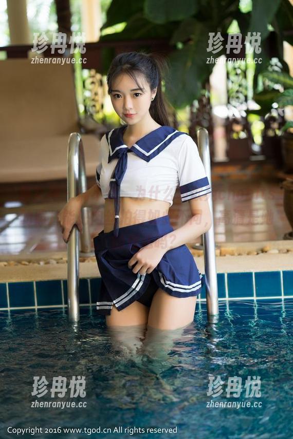 推女神 - 搞不懂，为什么黄歆苑chobits的照片能把肉丝拍得如此不同，高清是她的魔法吗？