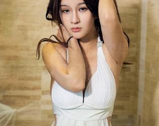 推女郎 – 这才是白丝的真实样子，和Rita的壁纸绝配，忍不住想再看一眼。