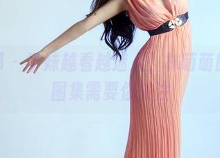 推女郎 – 学妹越看越迷人，林萌萌的定制图集需要你关注