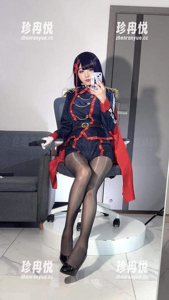 这是无影喵喵Ghost的定制妃咲，这样的组合是不是有点迷？