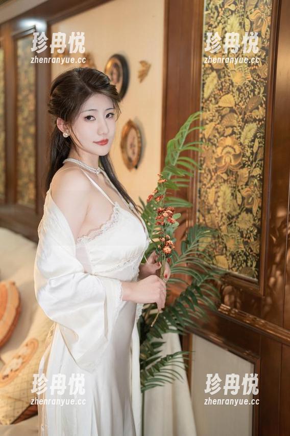 星澜想来杯珍珠奶茶最新自拍：当你发现她也有这种“天然呆”