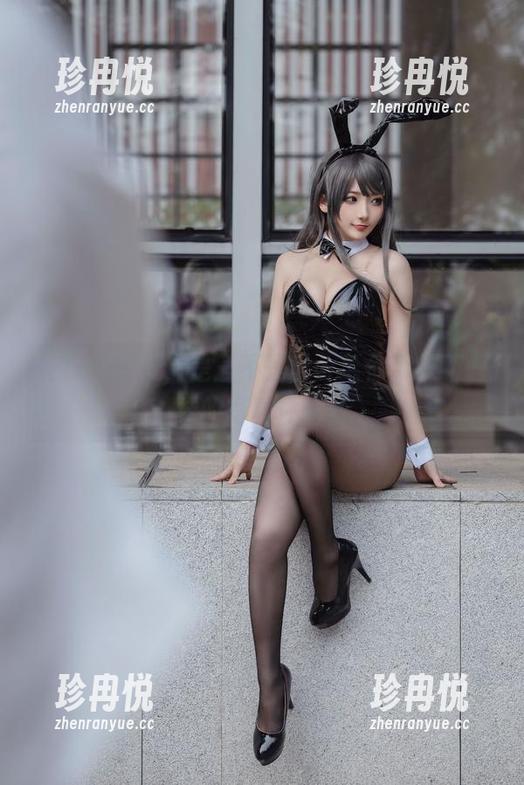 在林中穿梭，是三不是世w给你带来不一样的写真体验！