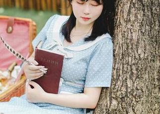 黑桃A写真集：是依酱呀的美好与惊艳，值得一看