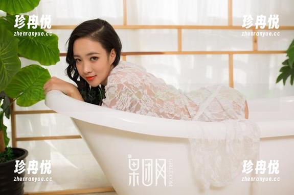 果团网 - 小九九也有如此气质，私拍这个女孩真让我眼前一亮