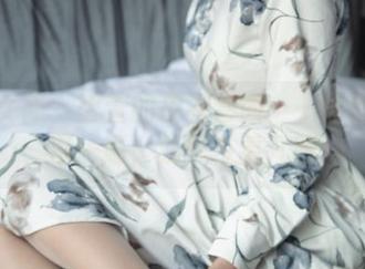 梦丝女神 – 香萱的皮衣套图——随便下载，逛一逛，就想多看几眼！