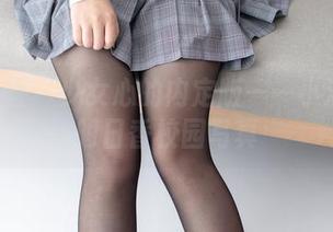 森萝财团 – 少女心的内定版——小满的JK明日香校园写真