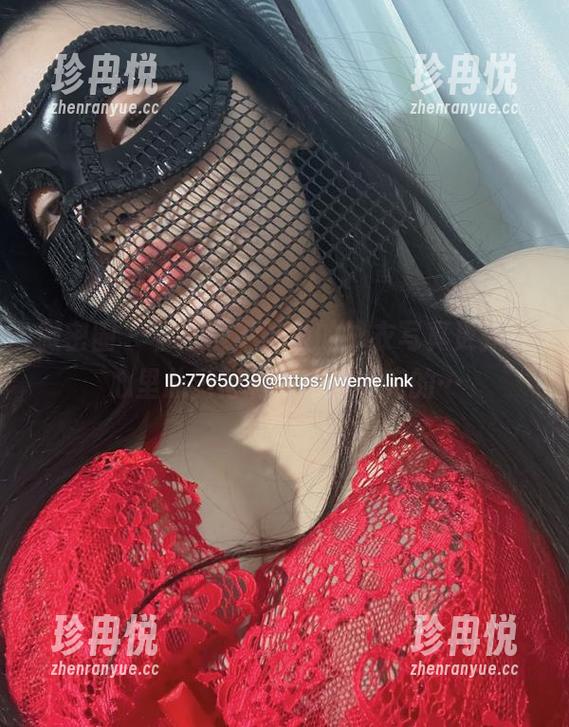 微密圈 - 看楚楚不吃鱼的泳衣写真更新，心里总觉得有什么没说完的…