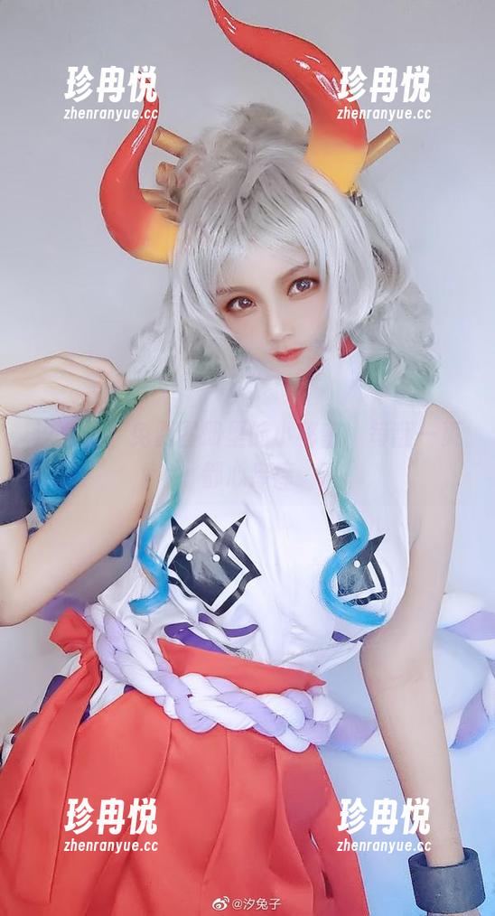 汐兔子：免费图册里的小秘密，每翻一页都心痒痒