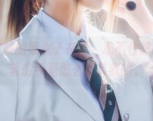 沧霁桔梗的黑太子在线，忍不住想象这白皙的手是怎么欺负我的。