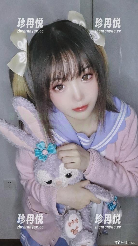 洛可ss与她的豹纹：不需要光照，美图就是最好德奢侈品！