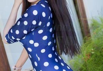 爱蜜社 – 瞄了一眼Lynn刘奕宁的礼服，让我脑洞大开，美图下载是一种责任！