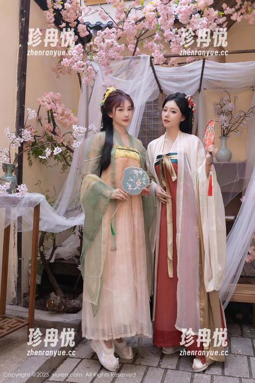 秀人网 - Nono酱，体操服，图包，嗯……这些无圣光的搭配，简直太危险了。