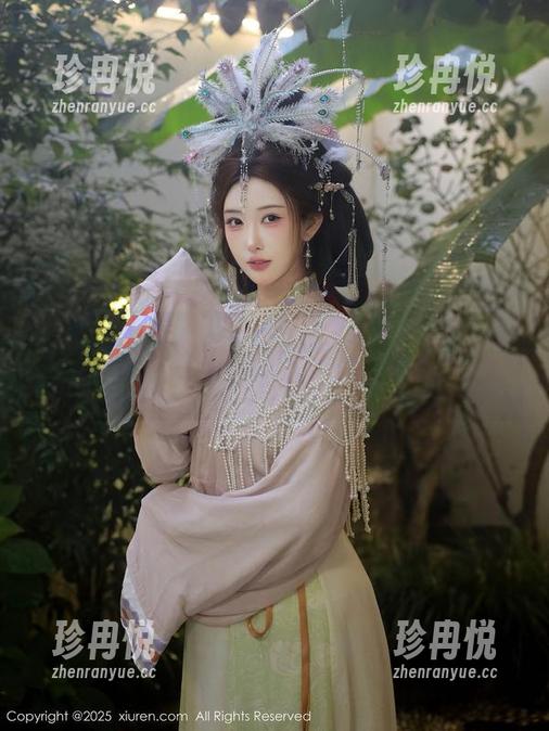 秀人网-唐翩翩 秀人网 - 唐翩翩的比基尼:高清图片,各种姿势,一不小心就停不下来哦