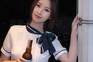 秀人网 – 奈奈子的白衬衫，高清到让你的屏幕都想穿上它。
