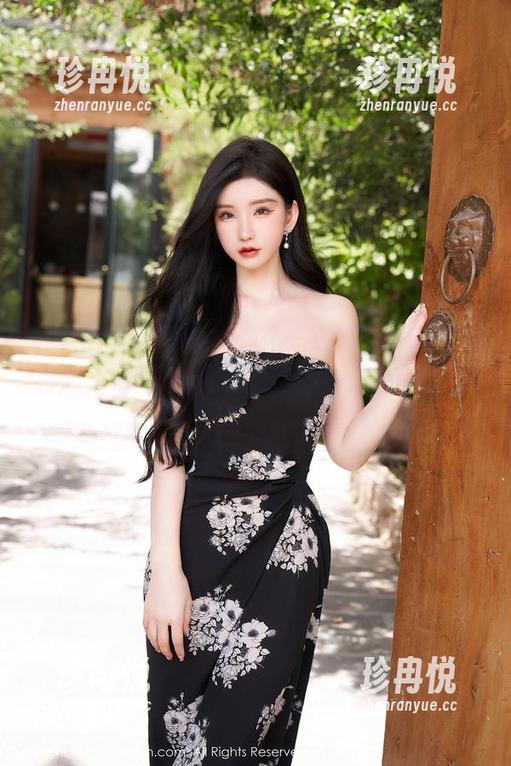 秀人网-孔一红 秀人网 - 看这套图,孔一红的写真真的好有趣,她的选择总让我产生一些莫名的联想。