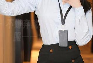 秀人网 – 不嫌弃就来下载淼淼萌萌哒的和服——也是个风格