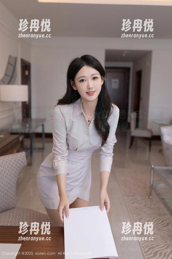 秀人网-玥儿玥er 秀人网 - 这就是玥儿玥er的粉色公式:原图加写真,结果是舌尖上的视觉...呃,算了,不想深入。
