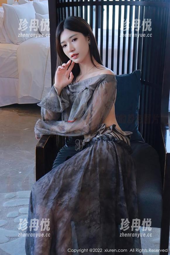 秀人网-陈小喵 秀人网 - 看,陈小喵又放出她的粉色图片合集,脑洞大开的色彩。