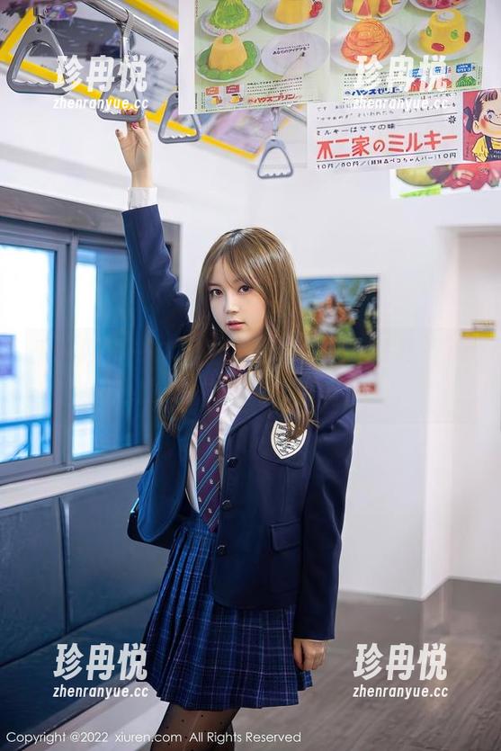 秀人网-陈巧蓓isabella 秀人网 - 书本里出不来的旋律,陈巧蓓isabella的校服美图别样动人。