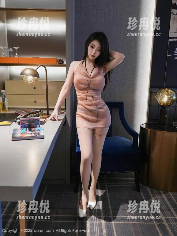 秀人网 - 下载这组图包，龙女宝宝教你怎么让油亮与众不同。