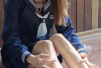 稚乖画册 – 看戏看全剧，逐一领略赤西夜夜吉他少女的写真风采！