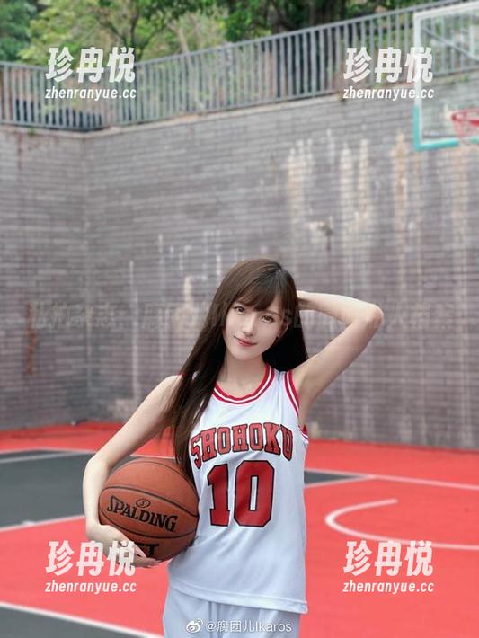 腐团儿Ikaros 私拍杂志:腐团儿Ikaros的微博私人档案