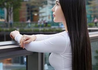 蜜桃社 – 美绪：一不小心就陷入镂空写真分享的漩涡…